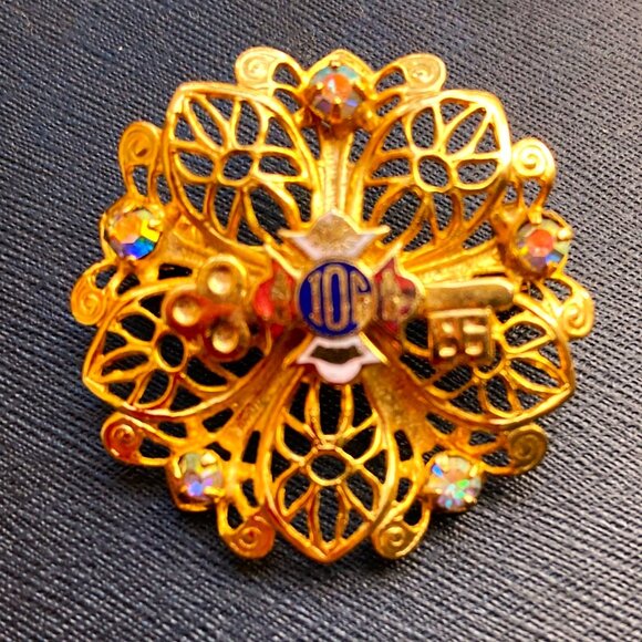 Trio of fabulous vintage service organization jewelry - Picture 5 of 6